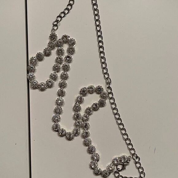 Sparkling Rhinestone Chain Belt – Adjustable Silver Statement Accessory ✨ - Picture 11 of 16